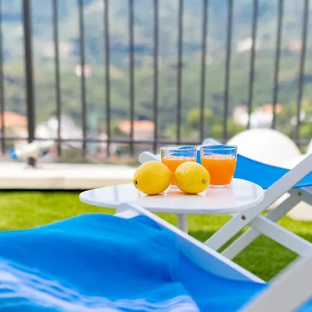 Hanbury With Swimming Pool And Parking In Hotel *