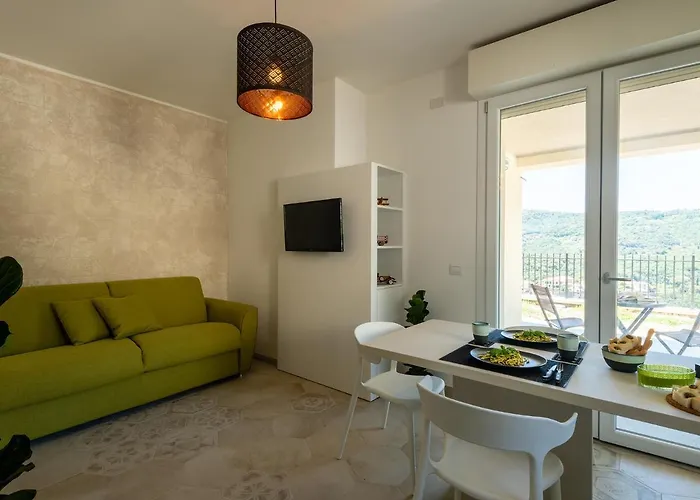 Ξενοδοχείο Hanbury With Swimming Pool And Parking In *