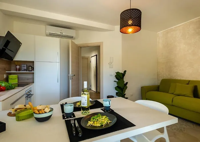 Hanbury With Swimming Pool And Parking In Ξενοδοχείο